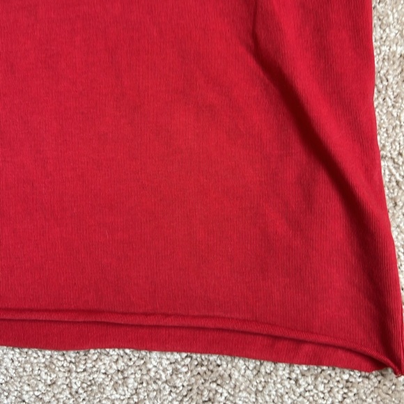 Chnge Red Short Sleeve Cropped Top   Size Medium - Picture 6 of 8